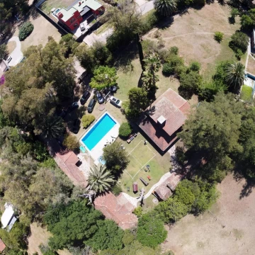 2500m2   500m2 Construidos   Pileta | Benavidez
