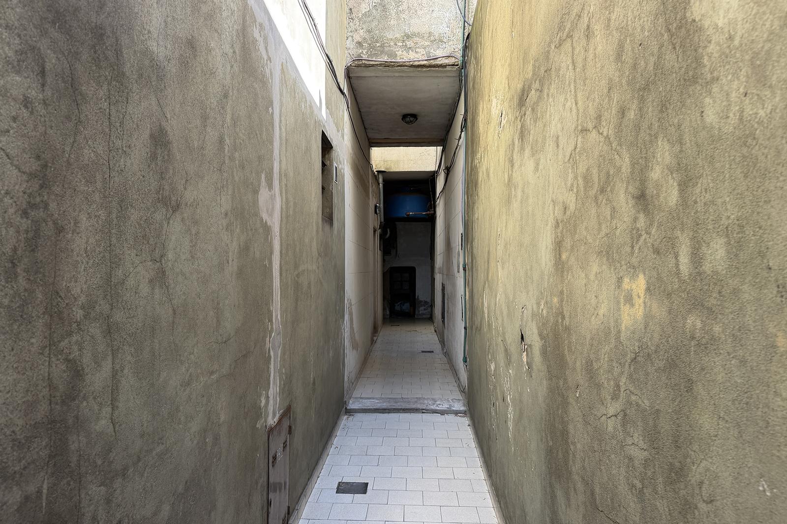 image 32