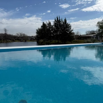 Alquiler Casa SEMIAMOBLADA en Estancias Del Pilar