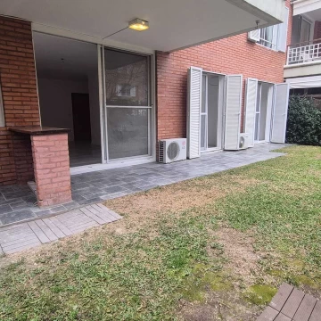 Departamento  en Venta en Jardines de San Isidro, San Isidro, G.B.A. Zona Norte