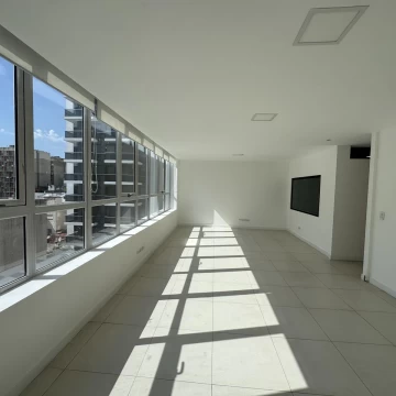 Oficina en Paseo Aldrey moderna y luminosa