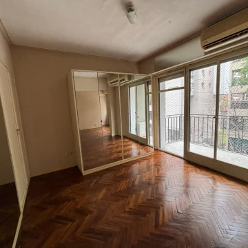Venta 4 ambientes en Palermo Chico con Cochera cubierta