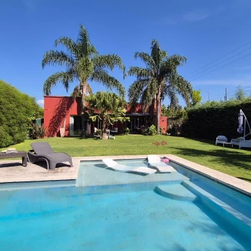 OPORTUNIDAD | 3 DORMITORIOS   PILETA | 1.000 M² DE LOTE | LAS LIEBRES
