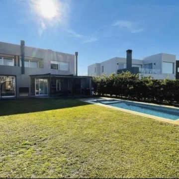 Casa en Alisos 