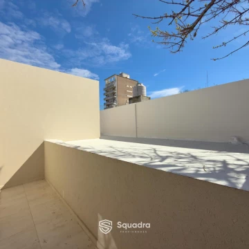 1789477974.jpg