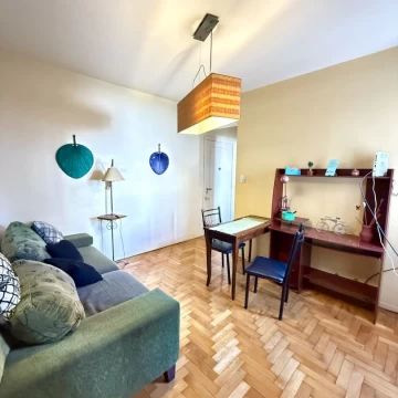 ALQUILER DOS AMBIENTES LUMINOSO - SAN CRISTOBAL 