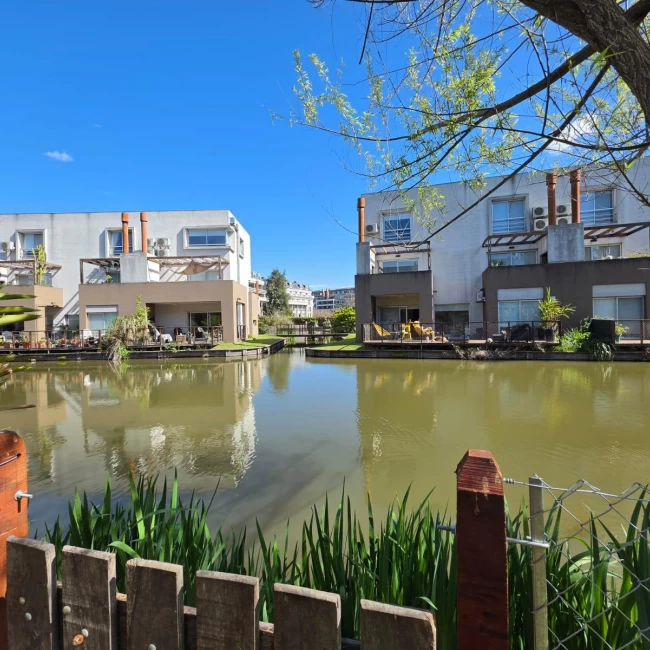 Departamento 3 Ambientes en Planta Baja con Jardín y Vista Al Lago - Lago del Sendero, Nordelta