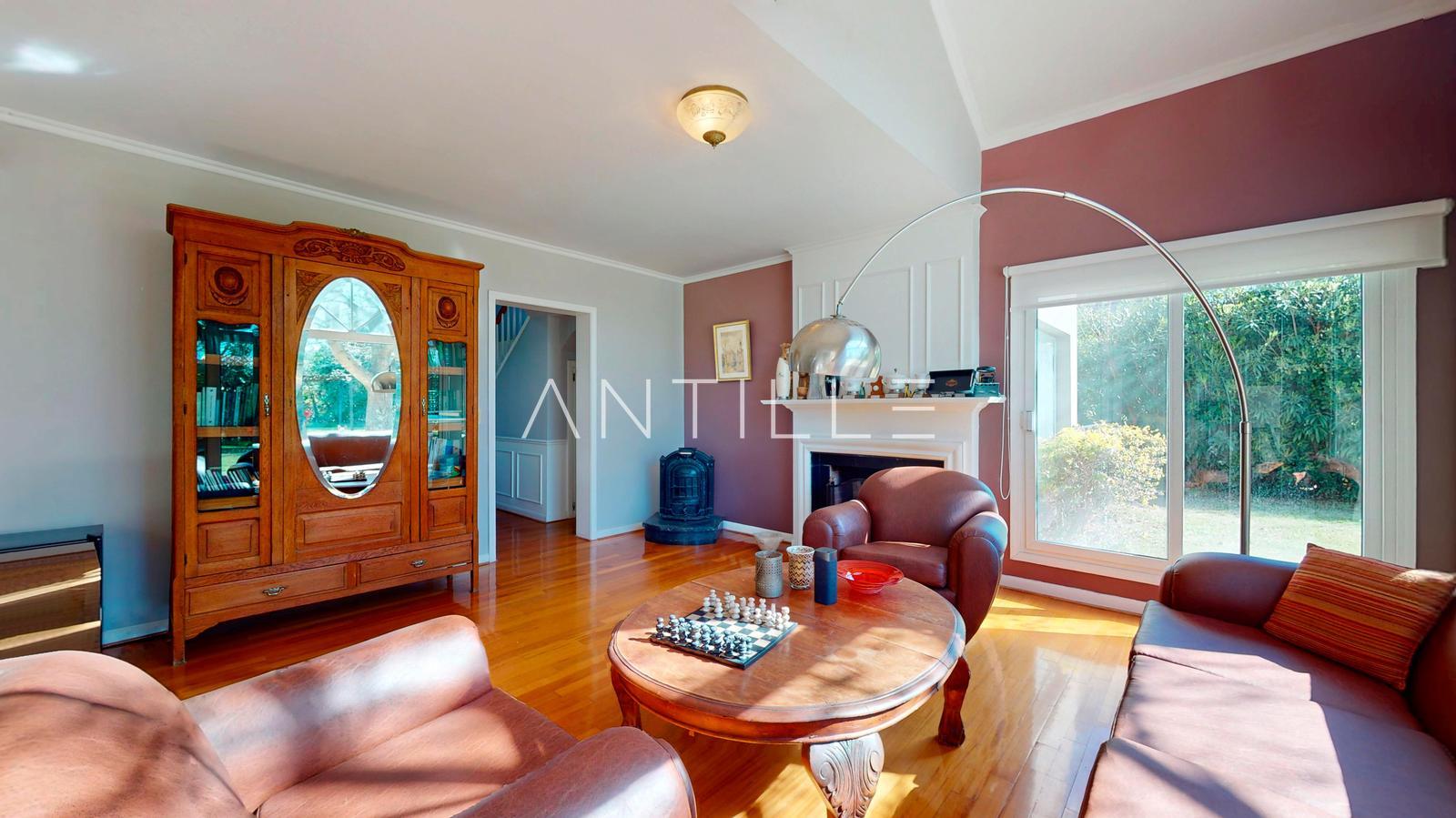 LIVING CASA EN VENTA EN ABRIL CLUB DE CAMPO, HUDSON