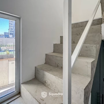 1789485225.jpg