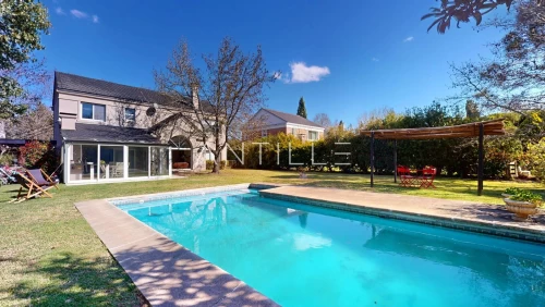 CASA EN VENTA | ABRIL CLUB DE CAMPO
