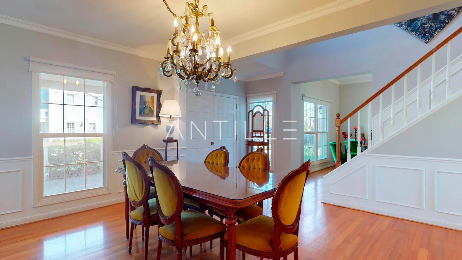 SALA CASA EN VENTA EN ABRIL CLUB DE CAMPO, HUDSON