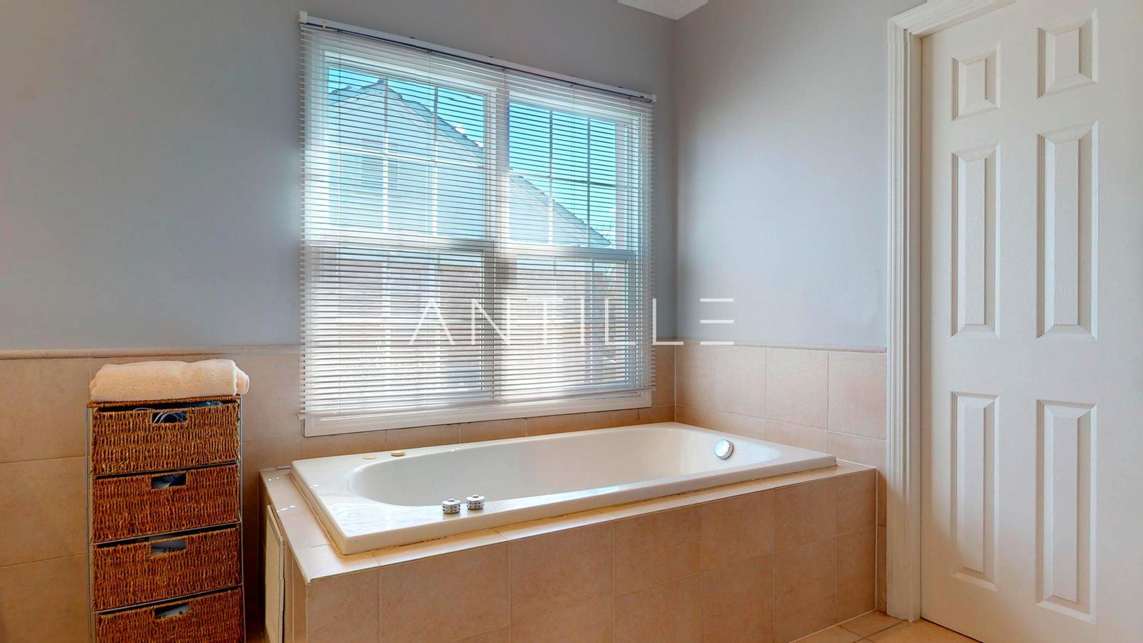 BAÑO CASA EN VENTA EN ABRIL CLUB DE CAMPO, HUDSON