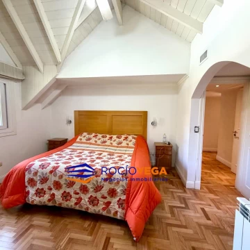 1789489459.jpg