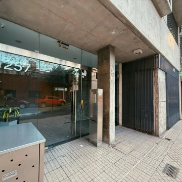 Zeballos 257 - Departamento De 2 Dormitorios Con Cochera En Venta - Martin, Rosario