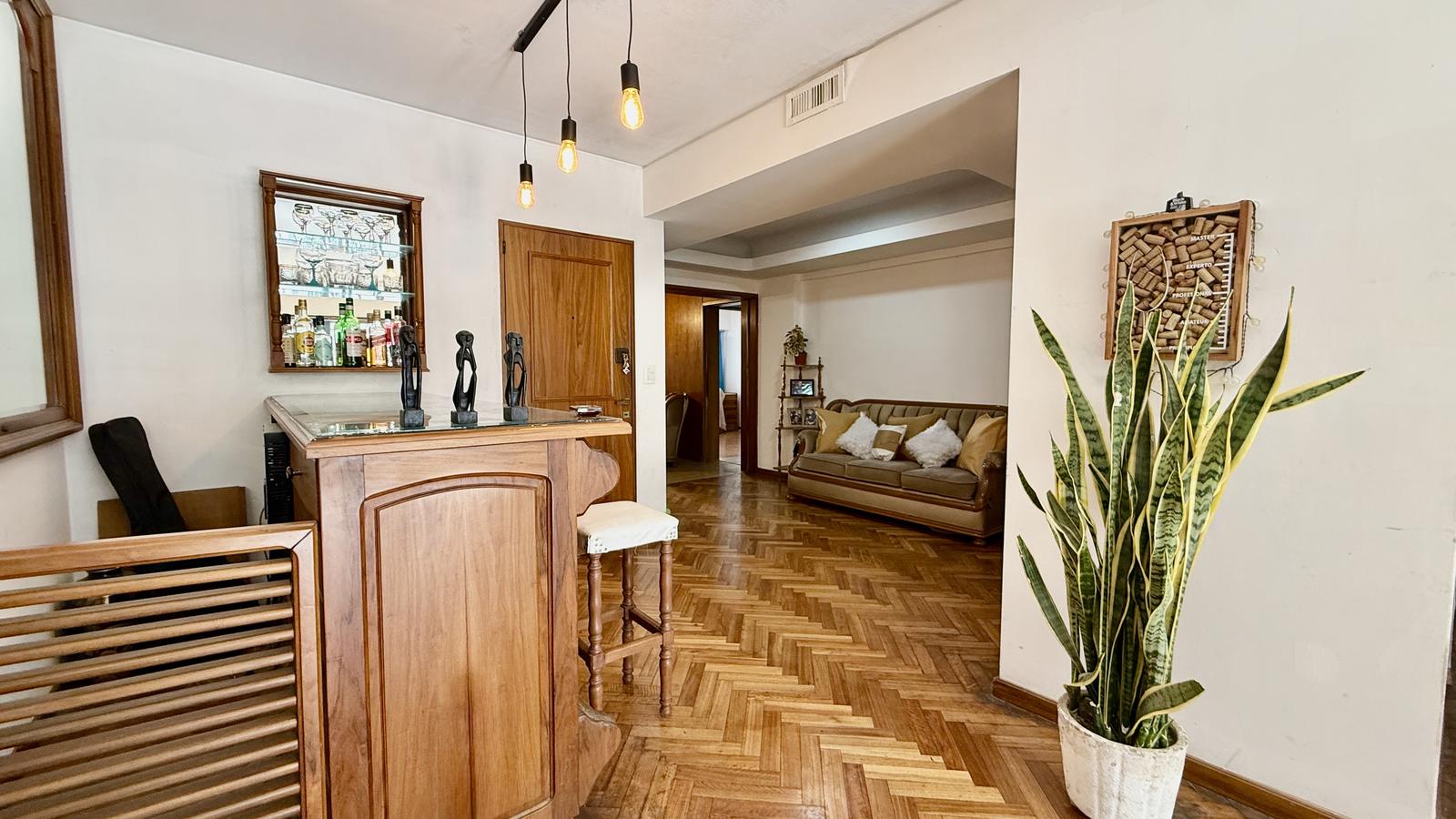 Piso exclusivo de 3 dormitorios   comodín  Rosario Centro