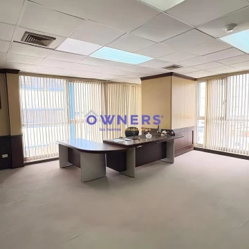 VENTA DEPARTAMENTO, OFICINA EN EDIFICIO TORRES DE LA MERCED (YMC)