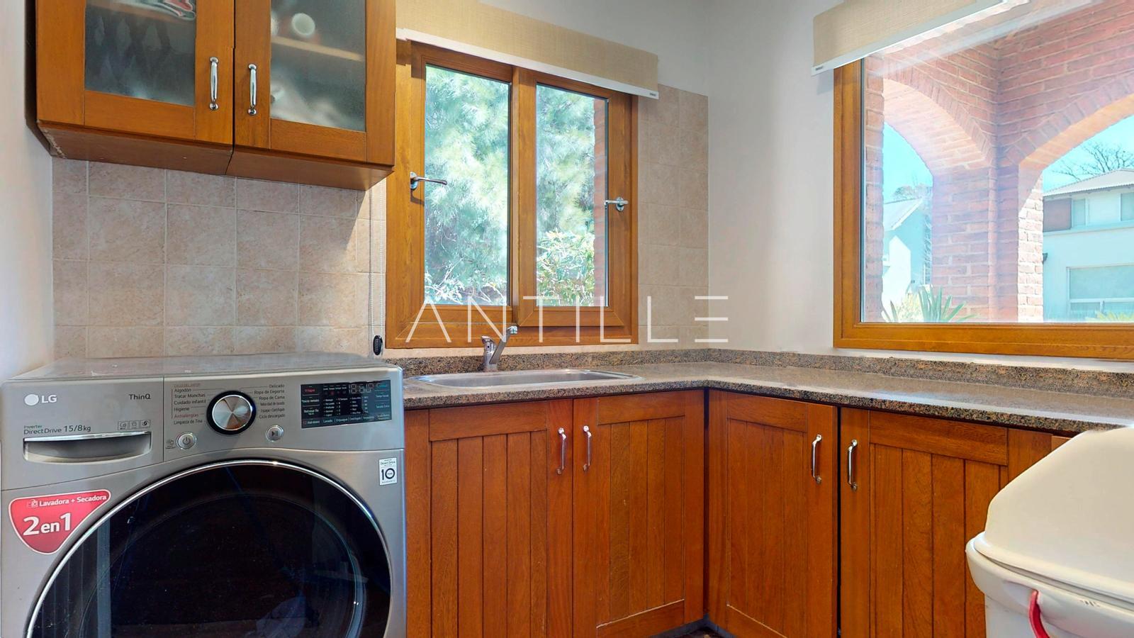 LAVADERO CASA EN VENTA EN ABRIL CLUB DE CAMPO, HUDSON