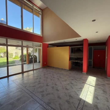 Casa 3 dormitorios en venta. Barrio Alta Cordoba 