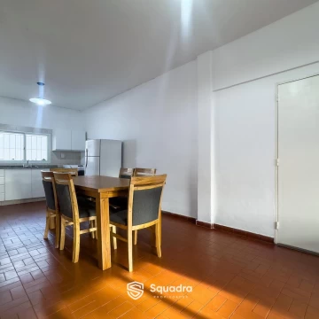 1789503142.jpg