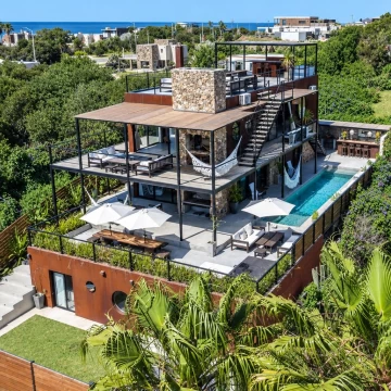 Casa en Punta Piedra