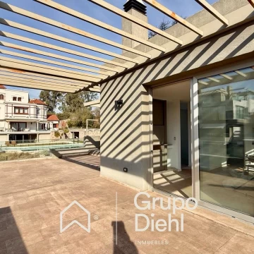 Terraza, vistas y amenities. Viví en Milnuevediez.
