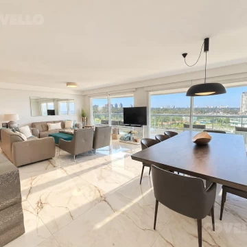 Venta 4 dormitorios con amenities y cochera, Torre Aquarela playa mansa