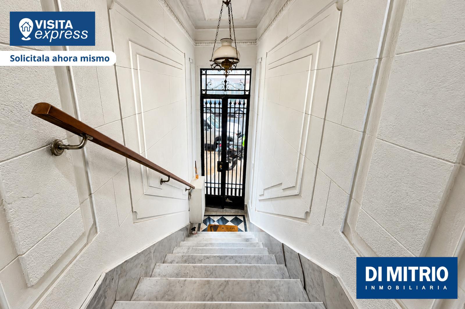 Escalera Ingreso