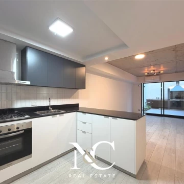 Departamento monoambiente en venta en Plaza Irlanda