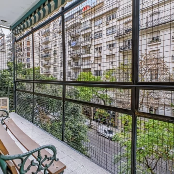 2 ambientes con balcon - Recoleta - Venta