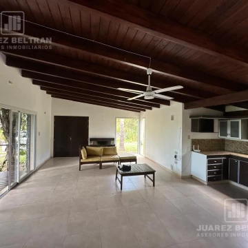 Alquiler - Casa de 3 dormitorios mas escritorio en Estancia Q2