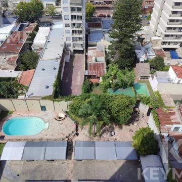 VENTA Departamento 2 dormitorios con cochera en Calle 37 e/ 8 y 9 La Plata