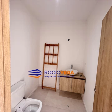 1789568676.jpg