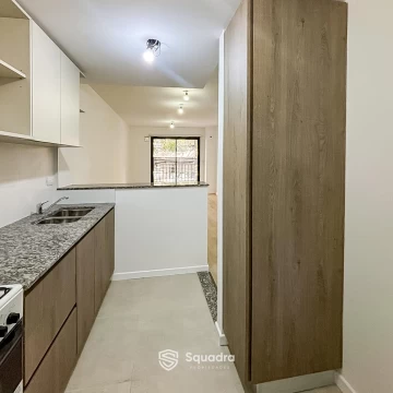 1789571612.jpg