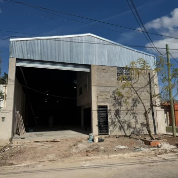 Depósito en Moron Zona oeste, 575 m2