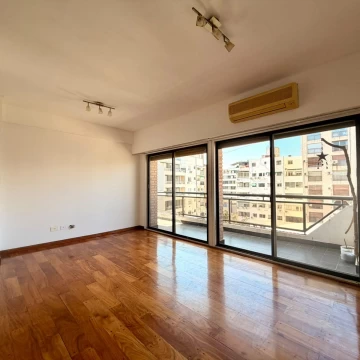 Departamento 4 ambientes en venta con dependencia y cochera 