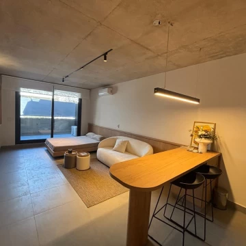 Vende monoambiente con balcón Palermo Hollywood