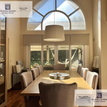 Venta casa 5 ambientes con pileta en Barrio La Colina 