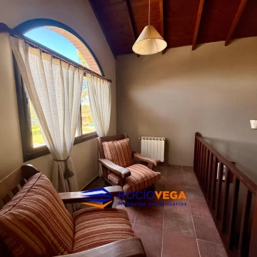1789586671.jpg
