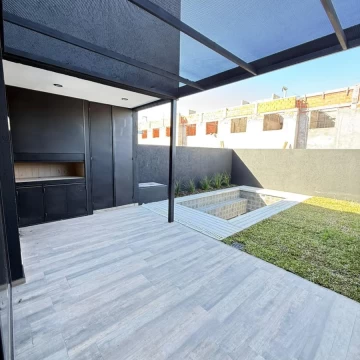 Duplex a estrenar 3 dorm En Venta La Luisita