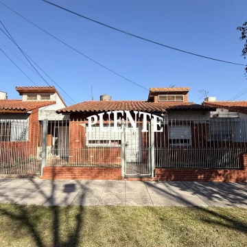 Casa en Banfield Este