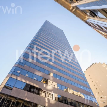 Piso muy alto de Oficinas - Planta libre de 803 m2 - 7 Cocheras - Venta - Microcentro