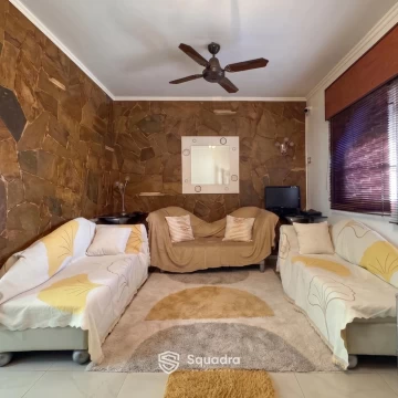 1789593150.jpg