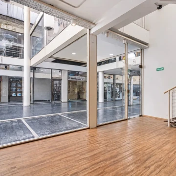 Venta Local para Showroom, Oficina o E-commerce en Caballito