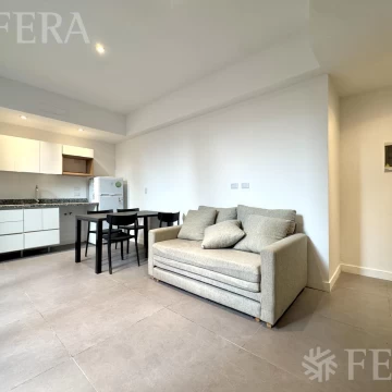 Venta departamento de 2 ambientes con patio en Nuñez