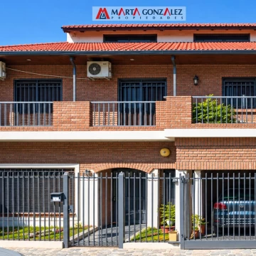 HAEDO NORTE CINCO AMBIENTES APTA CREDITO