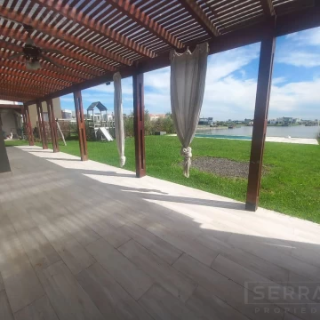 Alquiler Anual Casa 4 ambientes parrilla y pileta San Sebastian a la Laguna
