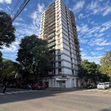Avenida Elcano 3000