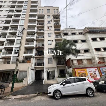 Departamento en Banfield Este