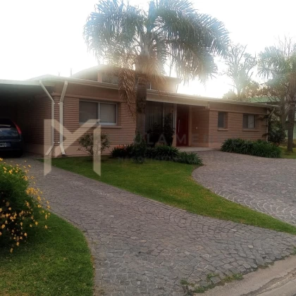 Casa Venta en El Aromo Barrio Privado