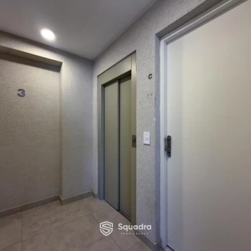 1789654352.jpg